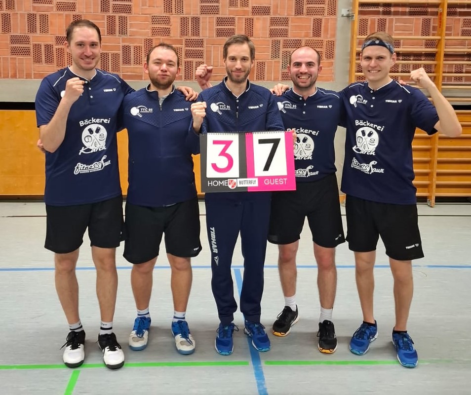 20250208 Siegerfoto Erste.jpg